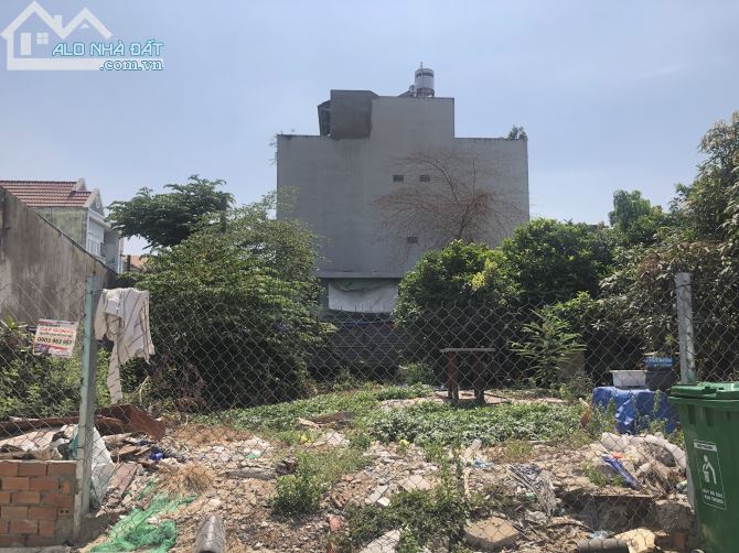 "Bán đất đường Tây Hoà, Phường Phước Long A, Quận 9 ,DT: 10 x 22= 210 m2. Gía: 9.5 tỷ