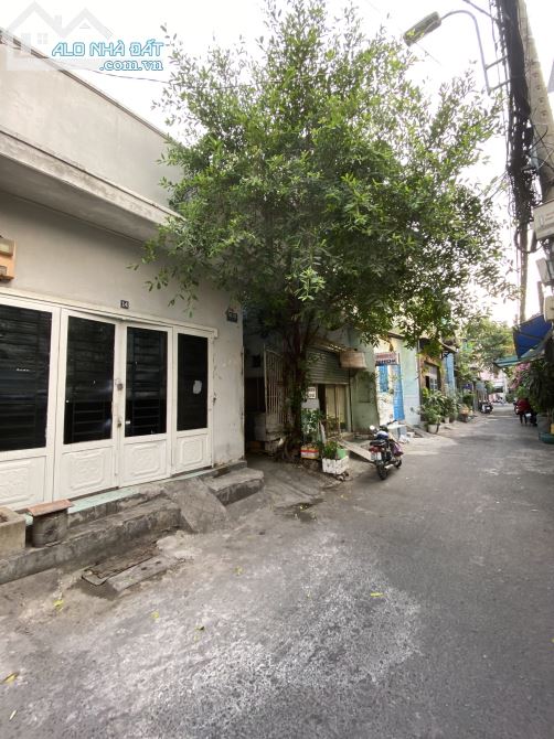 Bán đất tặng nhà trọ hẻm xe hơi đường 19 phường Linh Chiểu ngay Vincom Thủ Đức