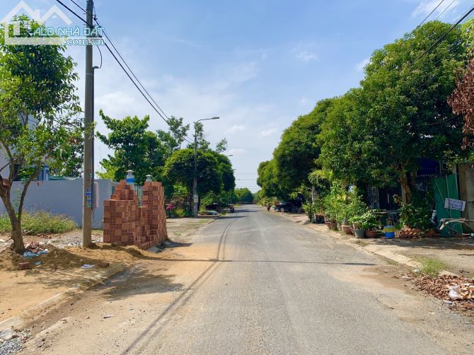 Tái Định Cư xã Bình Hòa. 8x26= 200m2 thổ cư. Giá 3,2 tỷ - 2