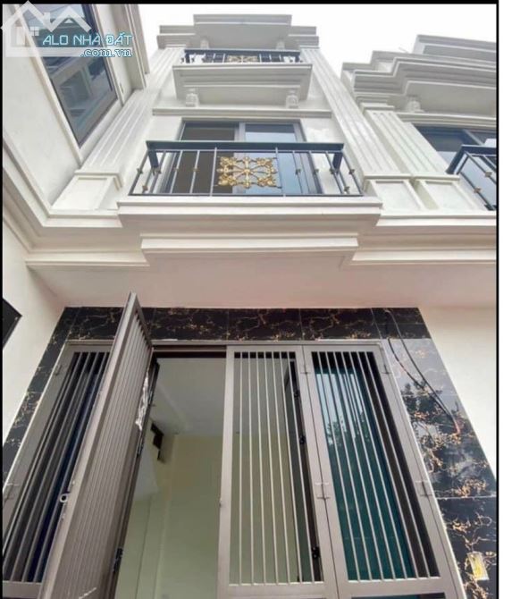 Bán nhà khu phân lô Quân Đội phố Lê Trọng Tấn, Dt 31m2 x5 tầng, Giá 4,1 tỷ
