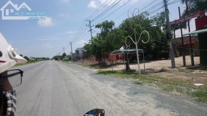 Bán đất mặt tiền Quốc Lộ 50, đường tránh Cần Đước, Long An. Dt 4633m2, có thổ cư - 1