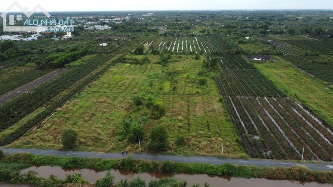 bán đất 9840m2 mặt tiền kênh 12 Vườn Thơm Bình Lợi QHKDC giá rẽ nhất khu vực 4,5 tỷ