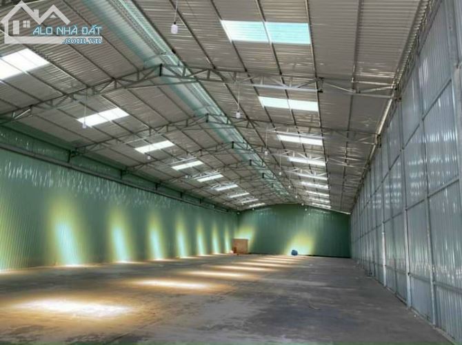Cho thuê kho xưởng diện tích 720m2 giá 34tr/tháng đường Trần Thị Hè Quận 12