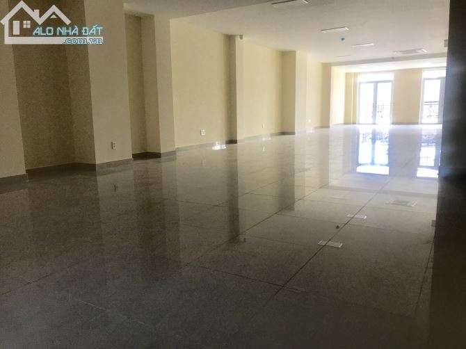 Chỉ còn 1 sàn VP duy nhất tại Quận 4 - 60m2 - MT Khánh Hội - Miễn phí phí quản lý - 1