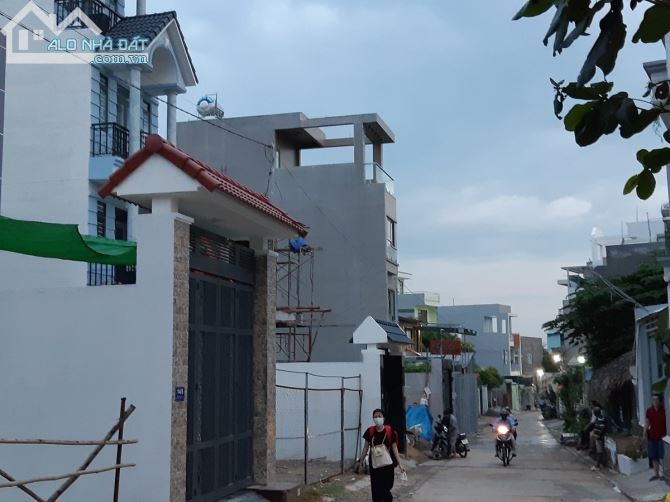 Bán đất  đường 14  Làng Tăng Phú,  phường tăng nhơn phú A, DT: 4.2 X 28 = 117 m2/  6.7 tỷ - 1