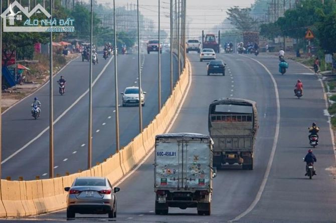 Gia Đình Cần Bán Gấp Lô Đất Thuộc Khu Dân Cư Tân Long 1