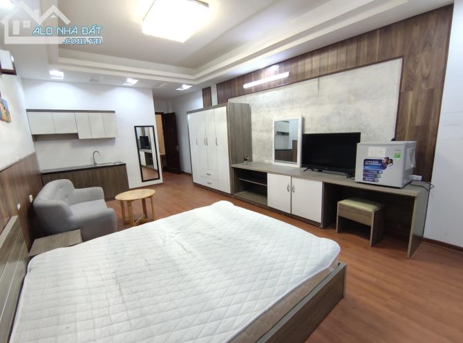 Nhà Phố Nguyễn Thị Định 85m2*9 Ô Tô Homestay 2 Mặt Thoáng Giá 28.5 tỷ.