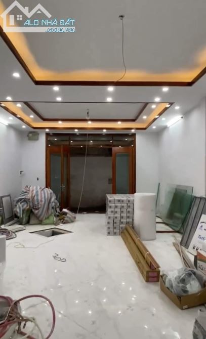 Siểu Phẩm Mới Tinh 56m×5T Ngõ Phố Trương Định.Ngõ Trước Nhà 2.5m - 4
