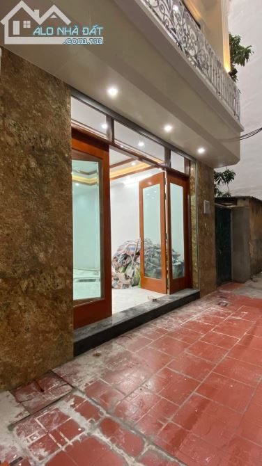 Siểu Phẩm Mới Tinh 56m×5T Ngõ Phố Trương Định.Ngõ Trước Nhà 2.5m - 5