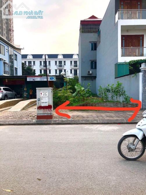 Bán 40m TĐC Trâu Quỳ Gia Lâm khu 7.2ha, mặt tiền 4m, đường 22m gần cạnh - 1