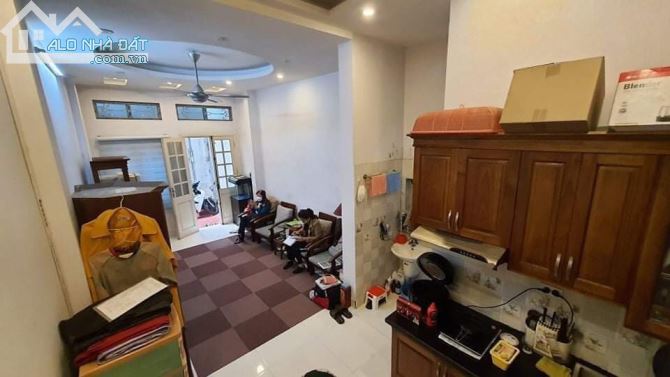Bán nhà Lê Trọng Tấn, Thanh Xuân, 37M*3T, sổ đỏ, 3.3 tỷ.