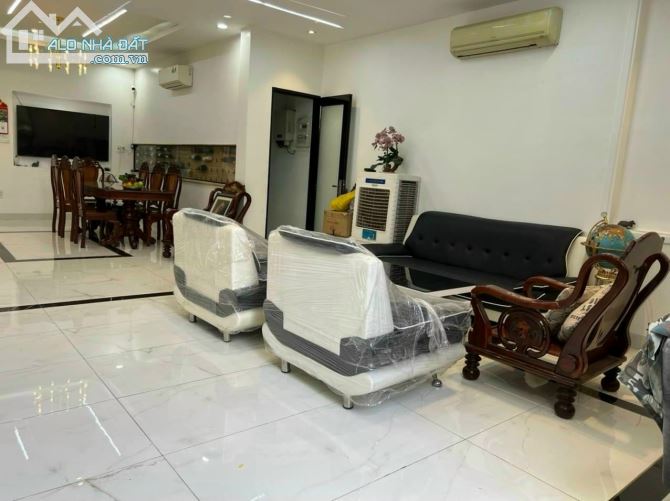 Bán biệt thự mini 1 trệt 2 lầu p Bửu Long,TP Biên Hòa. 8x40m. Giảm còn 12,5 tỷ - 1