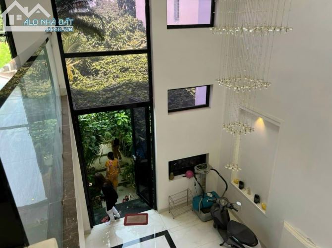 Bán biệt thự mini 1 trệt 2 lầu p Bửu Long,TP Biên Hòa. 8x40m. Giảm còn 12,5 tỷ - 2