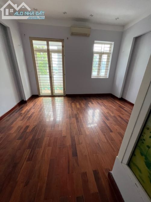 Cho thuê nhà Nguyễn khả trạc 75m2 4 tầng 4 phòng ngủ giá 23tr - 2
