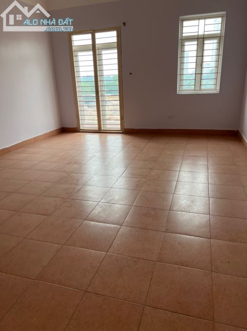 Cho thuê nhà Nguyễn khả trạc 75m2 4 tầng 4 phòng ngủ giá 23tr - 3
