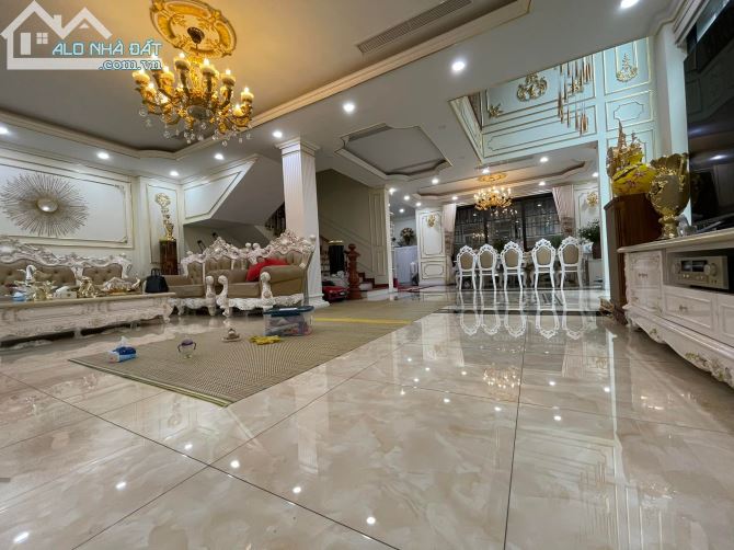 Biệt thự Víp khu Trung Kính - Trung Hòa - Cầu Giấy 170m2 ,  mt 12m . - 1
