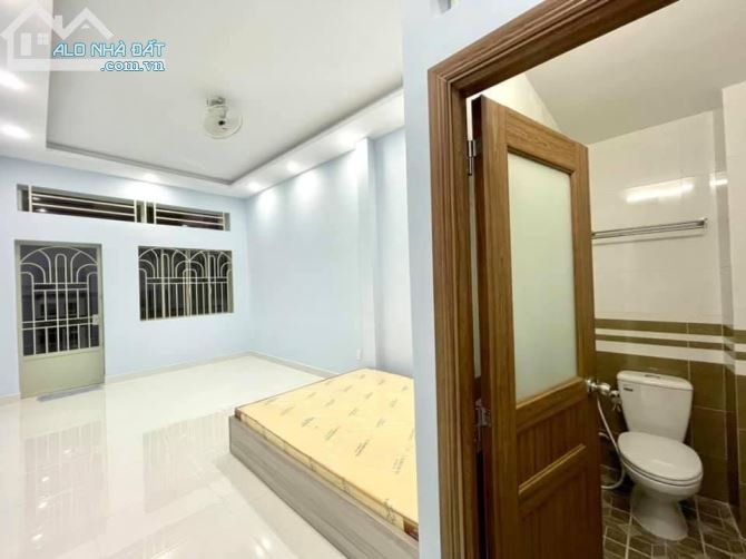 Hiếm, Nguyễn Thị Minh Khai, Q1, khu văn phòng chỉ 14,5 tỷ - 1