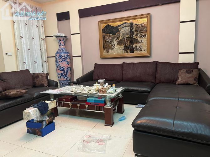 Nhà Phố Nguyễn Khang 90m2*5 Ô Tô KD 2 Thoáng Mặt Tiền 6m Giá 28.8 tỷ. - 2
