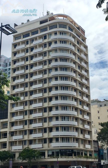 TÒA NHÀ MT LÝ TỰ TRỌNG, Q1. DT: 11X22M, HẦM 9 LẦU, THU NHẬP 700TR/TH, GIÁ: 215 TỶ - 1