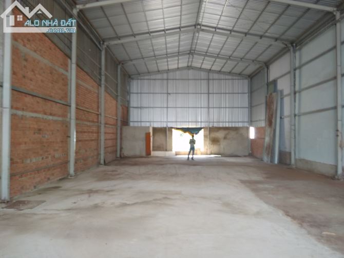 Cho thuê kho xưởng ngay cầu phú long diện 450m2 giá 20tr/tháng  ngay Cầu Phú Long Quận 12