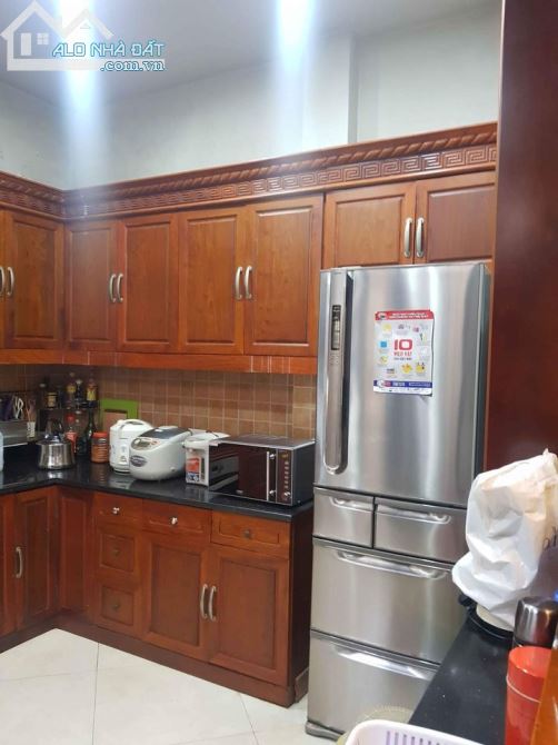 Bán nhà phố Pháo Đài Láng, gần BV Nhi TW, Dt 31m2 x5 tầng, Giá 4,1 tỷ - 1