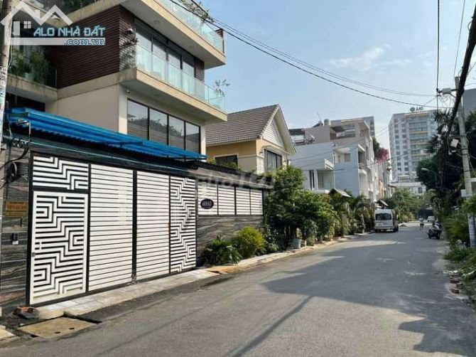 Bán nhà 118m2 mặt đường Lê Đức Thọ GV ngang 4,5m , 8,1ty - 3
