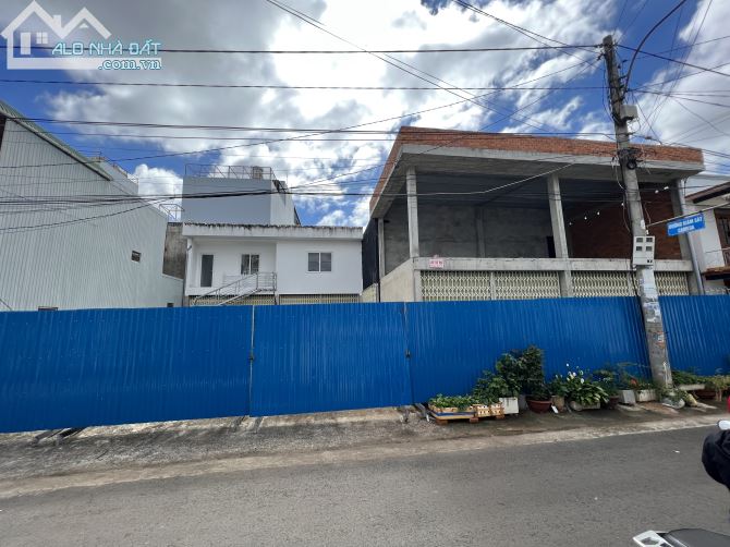 💥 Bán Lô đất BT Nguyễn Huy Tưởng - Dt: 20x20m - tc 100% : 20Tỷ - 1