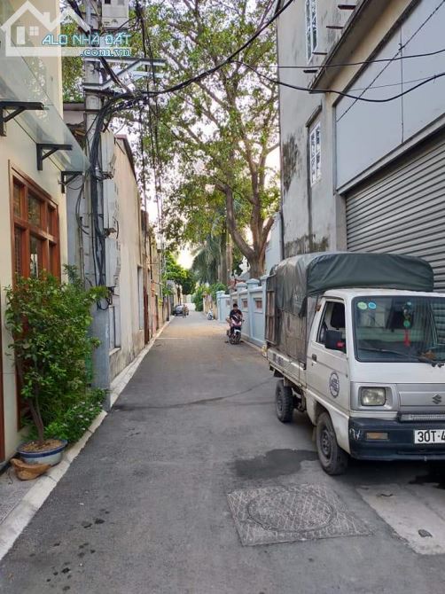 SIÊU RẺ Gia Thượng 79m c4 mt 5m 3.4 tỷ Long Biên NGÕ THÔNG Ô TÔ TRÁNH - Ô TÔ VÀO NHÀ.  + V