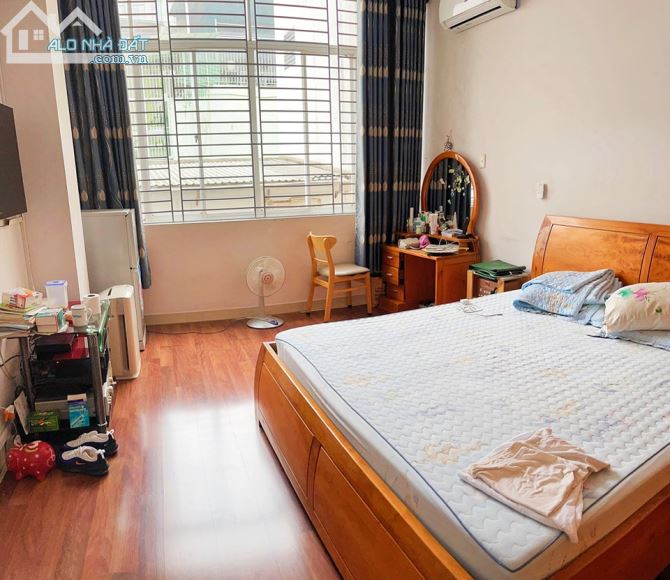 Nhà 4 lầu Huỳnh Mẫn Đạt, P. 19 - B.Thạnh Vị trí hiếm - Nhà đẹp – Sổ nở hậu. 65M2.  9.9Tỷ - 5