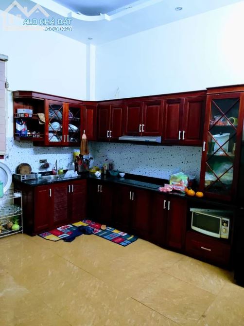 BÁN NHÀ LÊ QUÝ ĐÔNG HÀ ĐÔNG , Ô TÔ ĐỖ CỬA 51M2 GIÁ 7,7 TỶ.