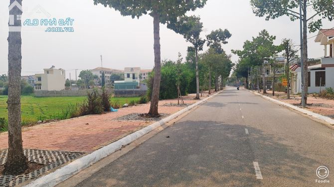 HÀNG HIẾM bán đất THỊ TRẤN LONG ĐIỀN BÀ RỊA VŨNG TÀU dt 100m đương rộng 18m - 2