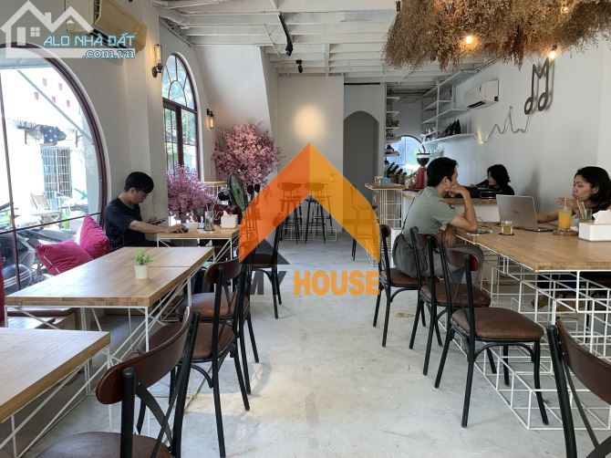 MB CAFE đẹp khủng khiếp ngay Góc Thảo Điền chỉ 25tr mà thui - 2