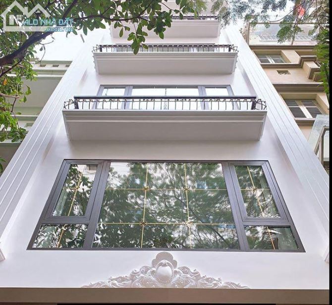 Bán nhà mặt phố Nguyễn Sơn, quận Long Biên, 145m, 22 tỷ.