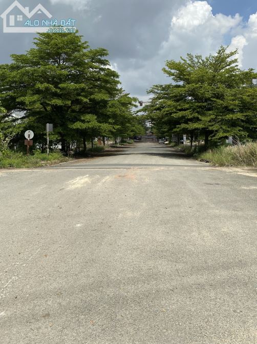 Lô đất dự án hoàng anh minh tuấn diện tích169m vị trí đẹp đối diên golball city khu víp