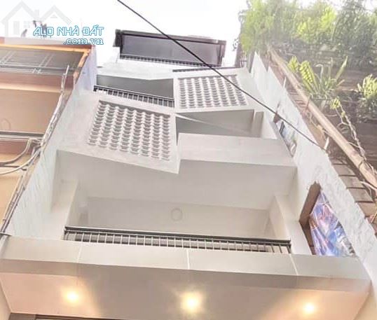 BÁN GẤP NHÀ HOÀNG CẦU, PHÂN LÔ VIP, THIẾT KẾ CỰC ĐẸP, GARA Ô TÔ -THANG MÁY HIỆN DẠI - 1