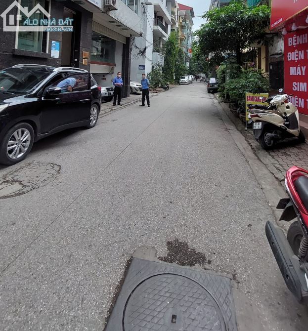 BÁN CỰC GẤP NHÀ PHỐ CHÙA LÁNG, ĐỐNG ĐA. - KINH DOANH - Ô TÔ TRÁNH - GARA Ô TÔ 2 CHIẾC - NH - 1