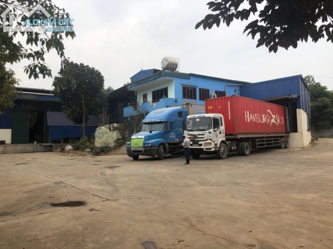 Cần chuyển nhượng nhà xưởng dt 1ha xưởng 7200m2 đất sản xuất phi nông nghiệp trả tiền 1lần