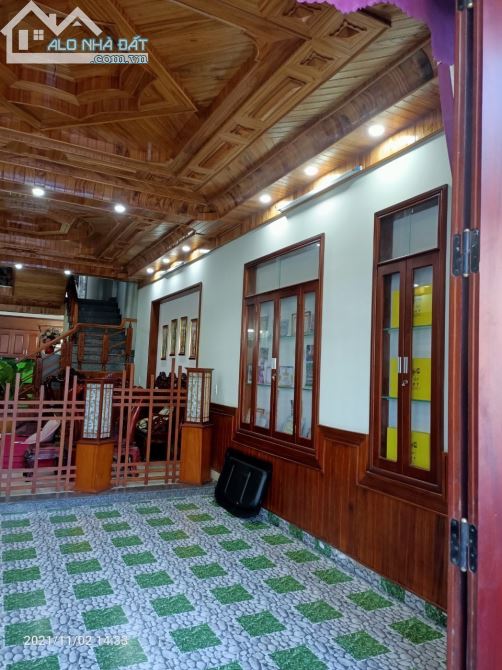 Bán nhà mặt phố Lương Định Của diện tích 100m 3 tầng giá 9,2 tỷ. - 1