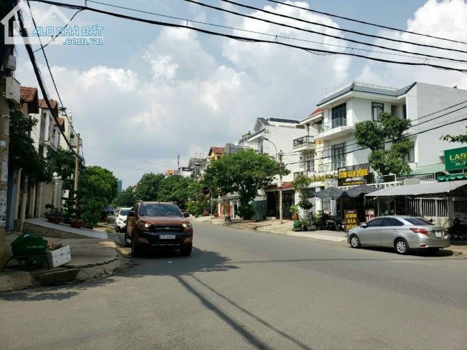 Bán đất biệt thự 10x25 khu Bên Sông Sài Gòn P. Hiệp Bình Chánh Tp Thủ Đức - 1