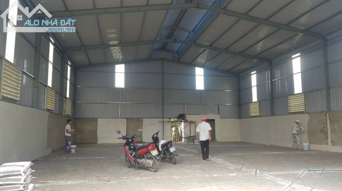 Xưởng cho thuê diện tích 968m2 giá 39tr/tháng đường Phạm Thị Giây .Hóc Môn