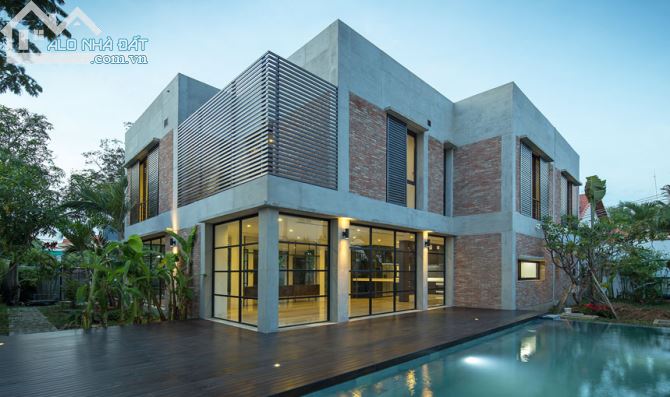 BIỆT THỰ NGUYỄN VĂN HƯỞNG CHO THUÊ, QUẬN 2-THẢO ĐIỀN -4000$-450M2