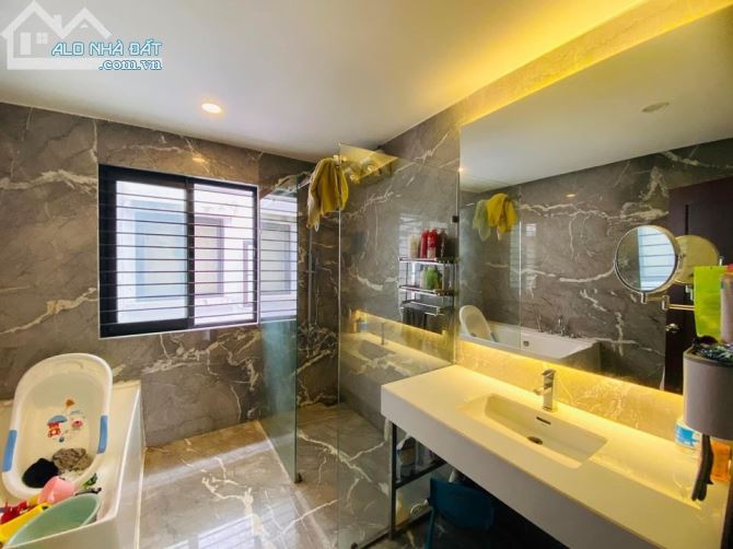 BÁN GẤP NHÀ LÔ GÓC GIÁP BÁT, HOÀNG MAI - 45M2, 5 TẦNG, MT 4.3M, 4.2 TỶ - 3