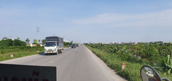 Cty cần bán 2,5 ha đất mặt đường gom cao tốc, giá 2,6 tr/m2