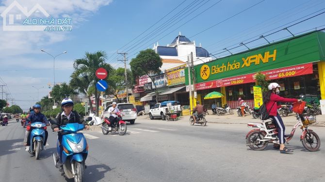 bán đất 10x30m nhánh đường Chợ Chiều, Đức Hòa Đông, Đức Hòa, Long An giá 2.5 tỷ - 1
