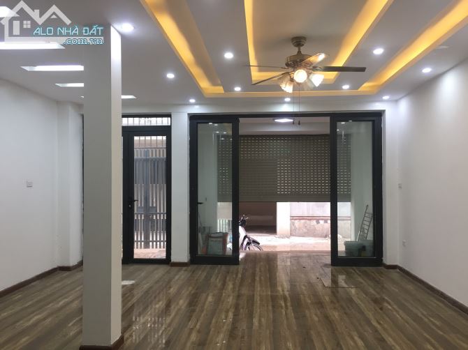 Bán nhà phố Cầu Đất 160 m2, mặt tiền 5,2m, kinh doanh, 52tỷ.