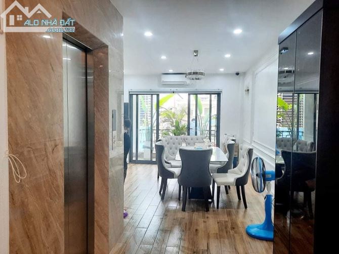 ĐỐNG ĐA – TRẦN QUANG DIỆU - PHÂN LÔ 7 TẦNG THANG MÁY - Ô TÔ - KINH DOANH VỈA HÈ - GẦN PHỐ - 1