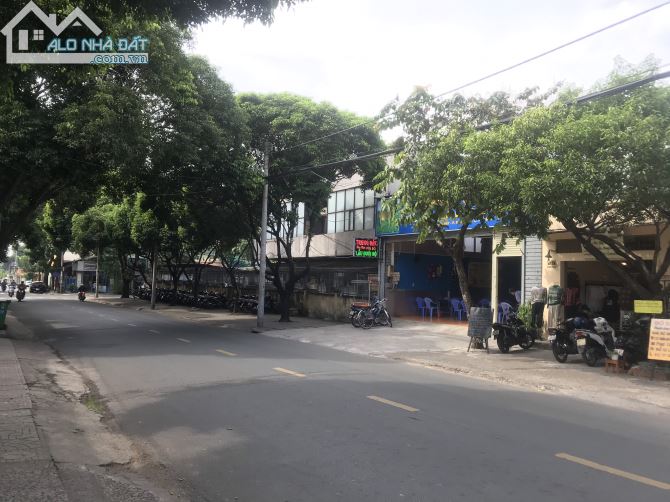 bán đất HXH đường Thông Nhất, Phường Bình Thọ DT: 4,8 x 13 = 63m2 . Gía: 7.6 tỷ - 1