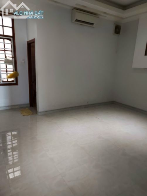 Bán nhà mặt tiền đường lớn Đại lộ Hùng Vương gần Kim anh quán