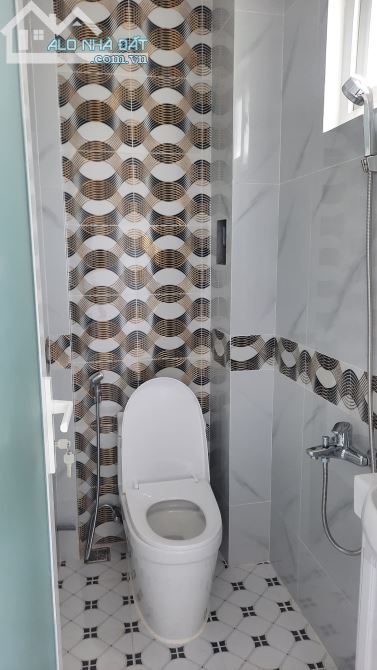 2 MẶT HẺM XE HƠI TRƯỚC SAU - 3 TẦNG MỚI CỨNG FULL NỘI THẤT - NGAY SÂN BAY - SÁT ĐƯỜNG PVĐ - 5