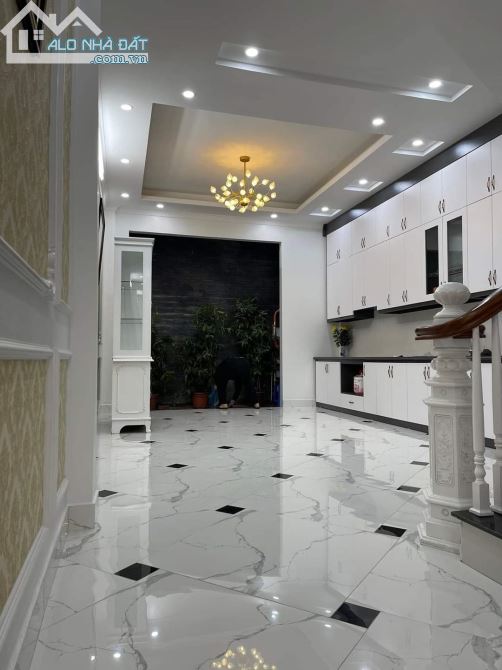 Cần Bán Gấp Nhà Riêng 47m Phố Kim Đồng,Kinh Doanh,Ngõ Ô Tô Tránh - 1